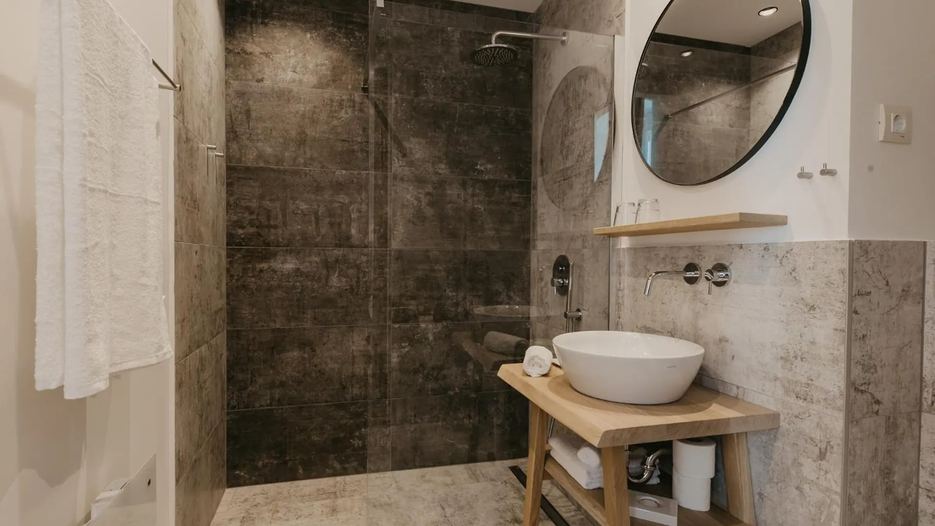 Hotel Porto Nativo Split 4*,